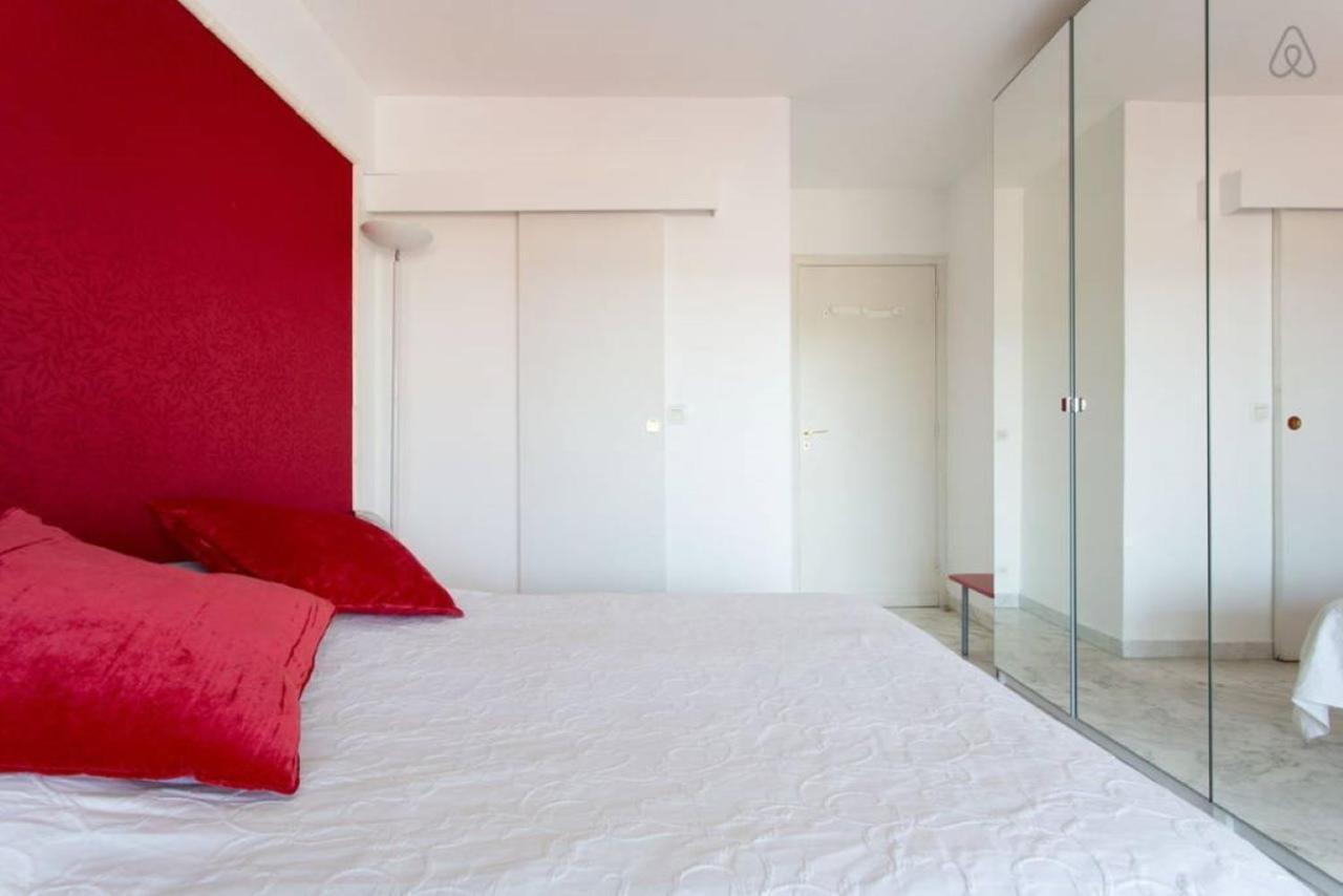 Appartement F3 Vue Mer Et Croisette Кан Екстериор снимка