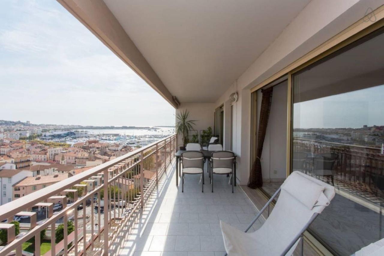 Appartement F3 Vue Mer Et Croisette Кан Екстериор снимка
