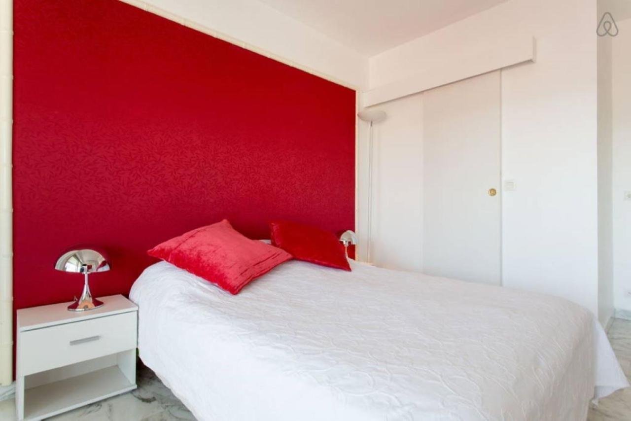 Appartement F3 Vue Mer Et Croisette Кан Екстериор снимка